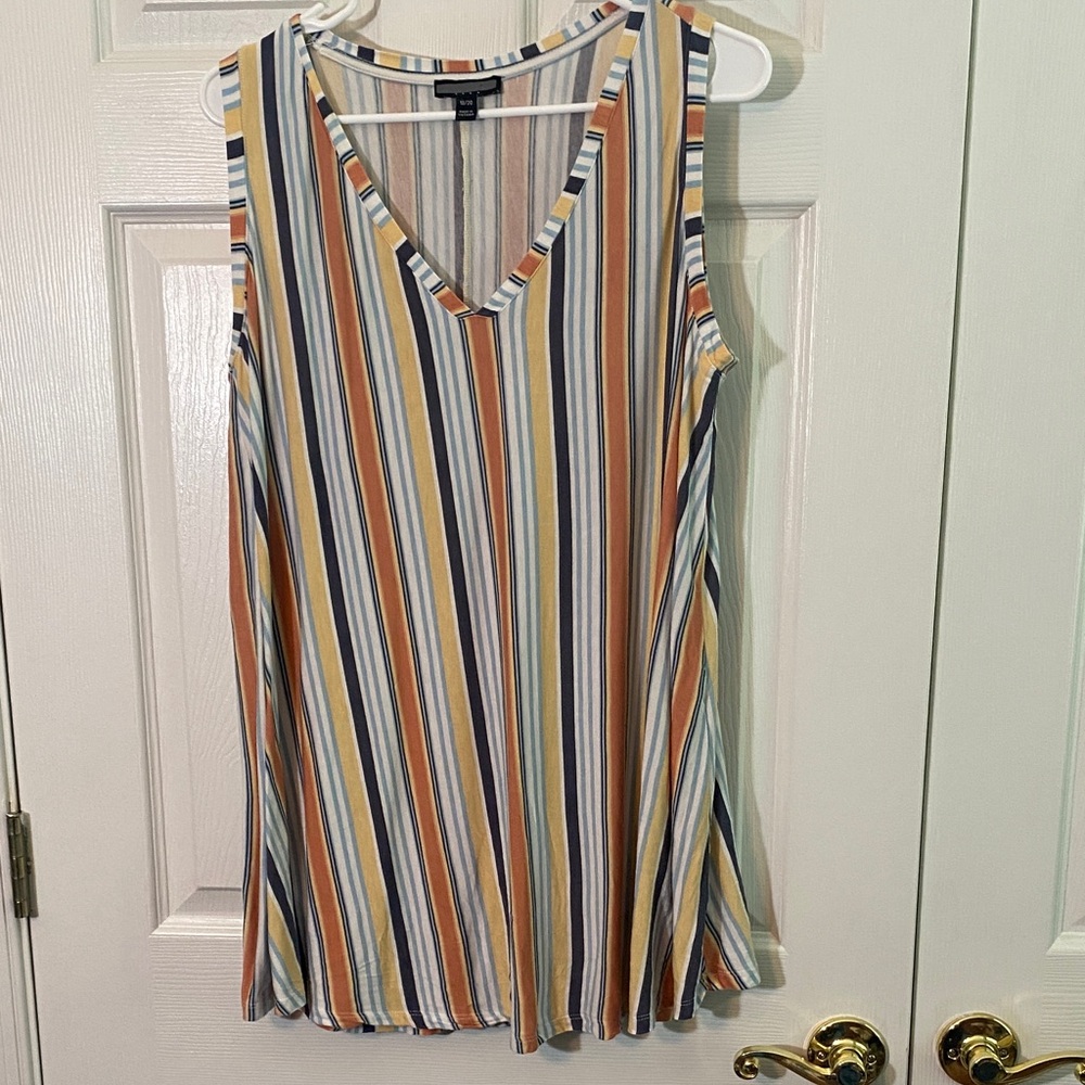 XL 18 Lane Bryant Sleeveless V-Neck Striped Tank Yellow, Orange, Blue, Gray